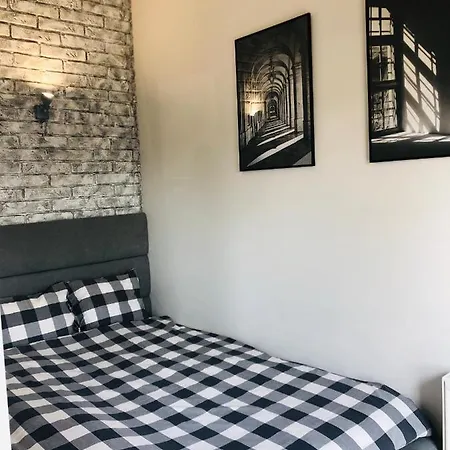 - Soft Lofty Legnicka Centrum アパート